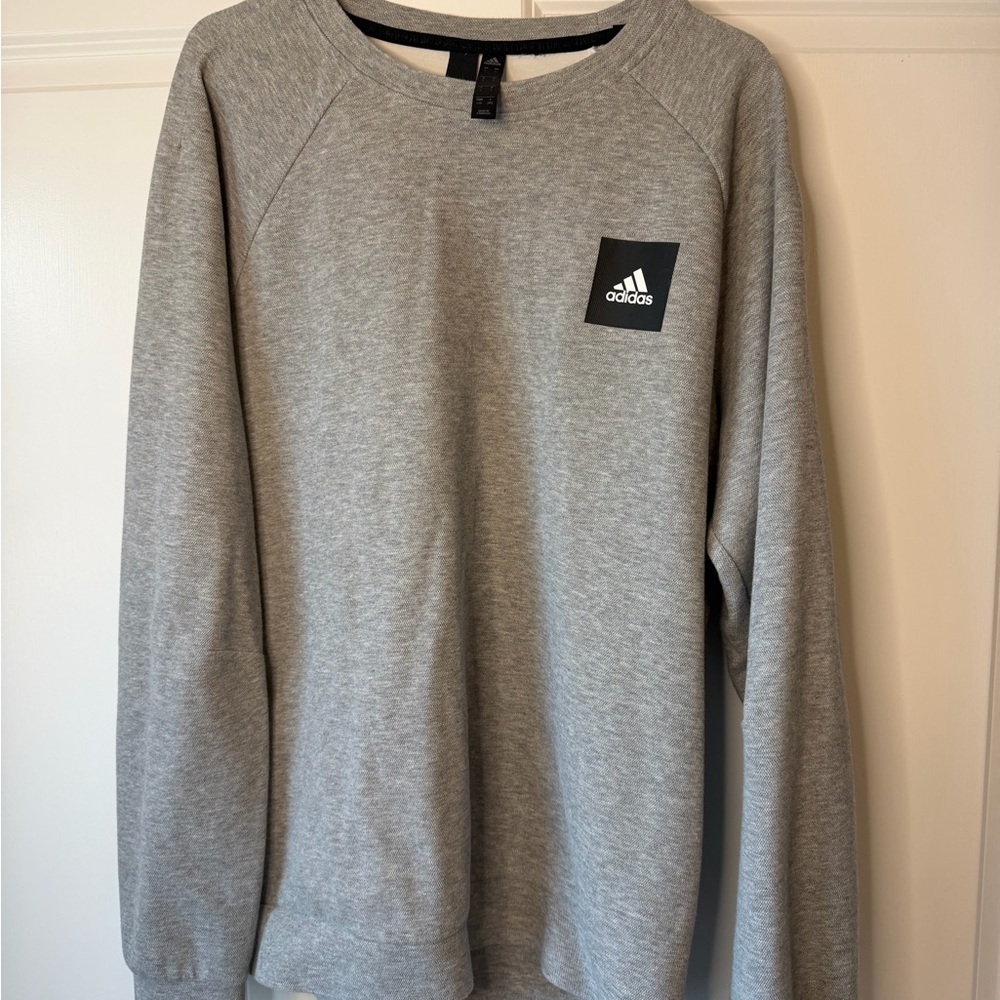 Adidas Men's Crewneck in Heather Gray